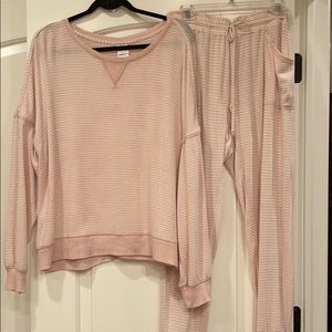 Stars above perfectly cozy loungewear set